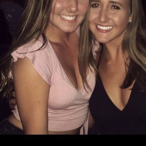 pink cross front/tie crop!